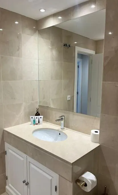 Apartament First Line Beach Beautiful And Bright Home Marbella