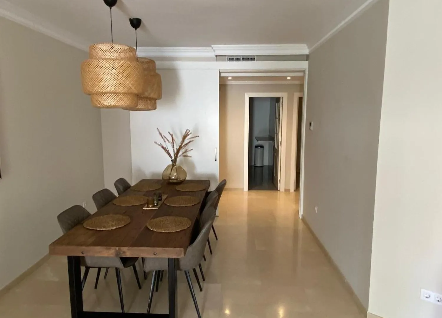 Daire First Line Beach Beautiful And Bright Home Marbella İspanya